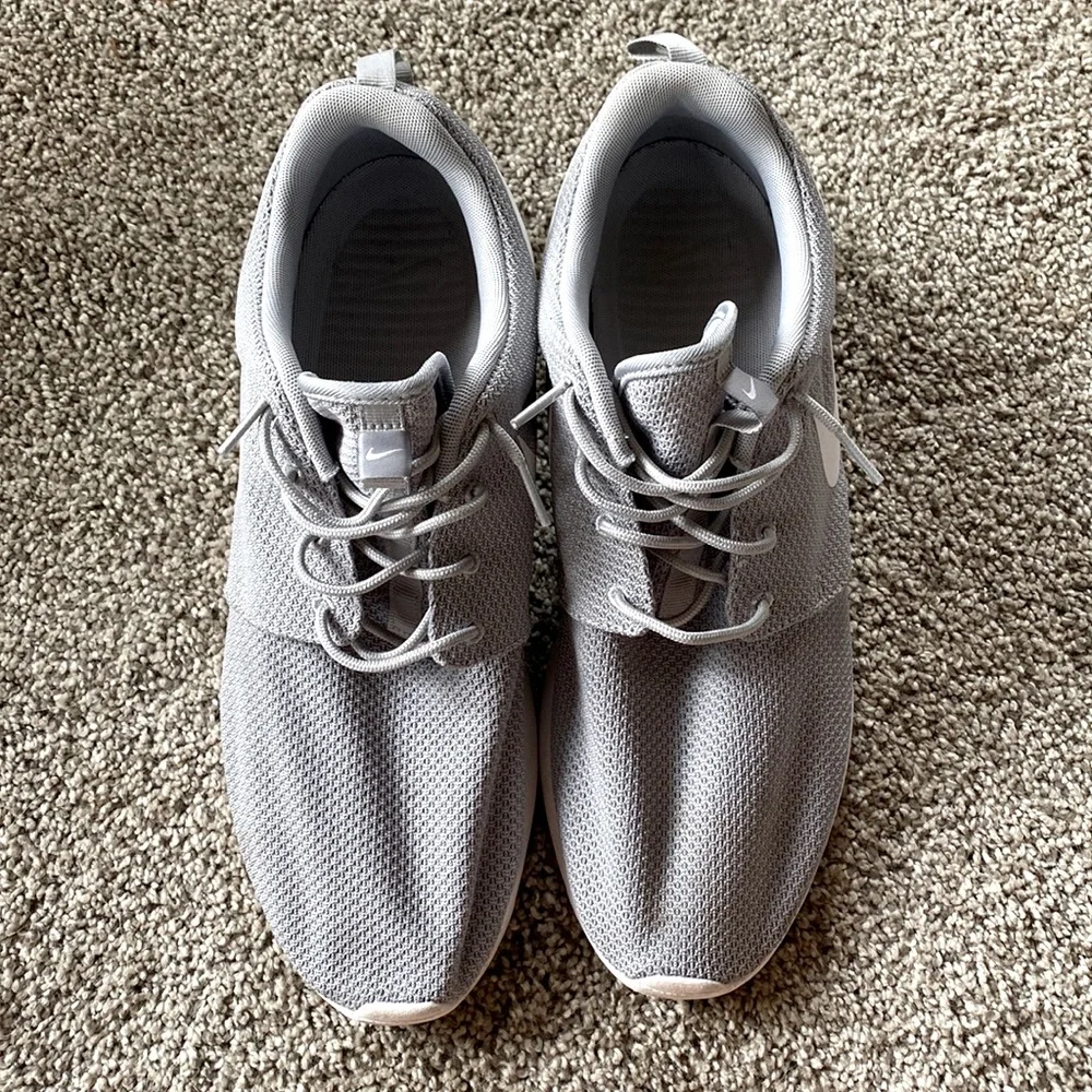 Men’s Nike Grey Shoes - Picture 1 of 5